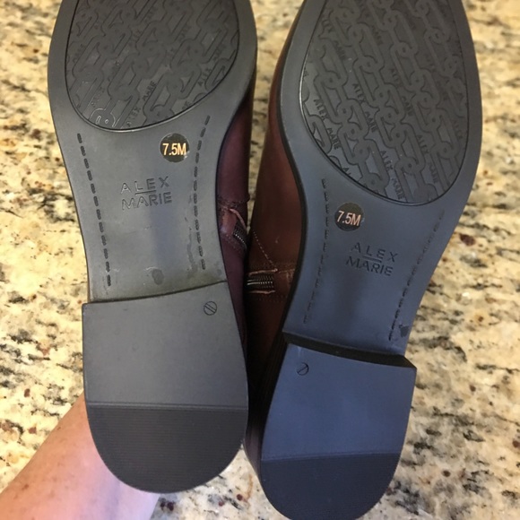 Reduced! Alex Marie Low-heeled Bootie - Picture 11 of 13